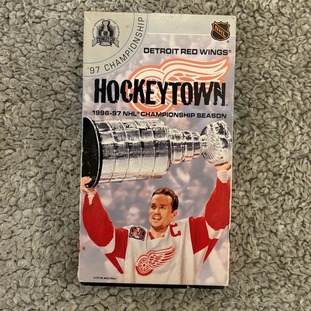 Detroit Red Wings Hockeytown 1996-97 NHL Championship Season VHS Video